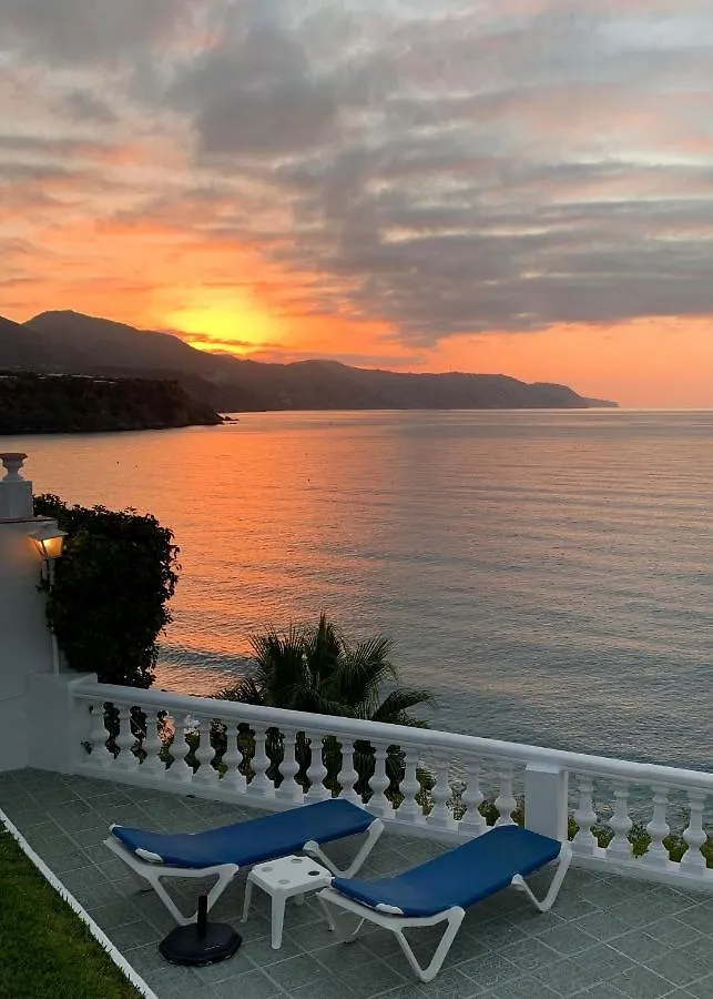 Hotel Paraíso Del Mar Nerja Spanje