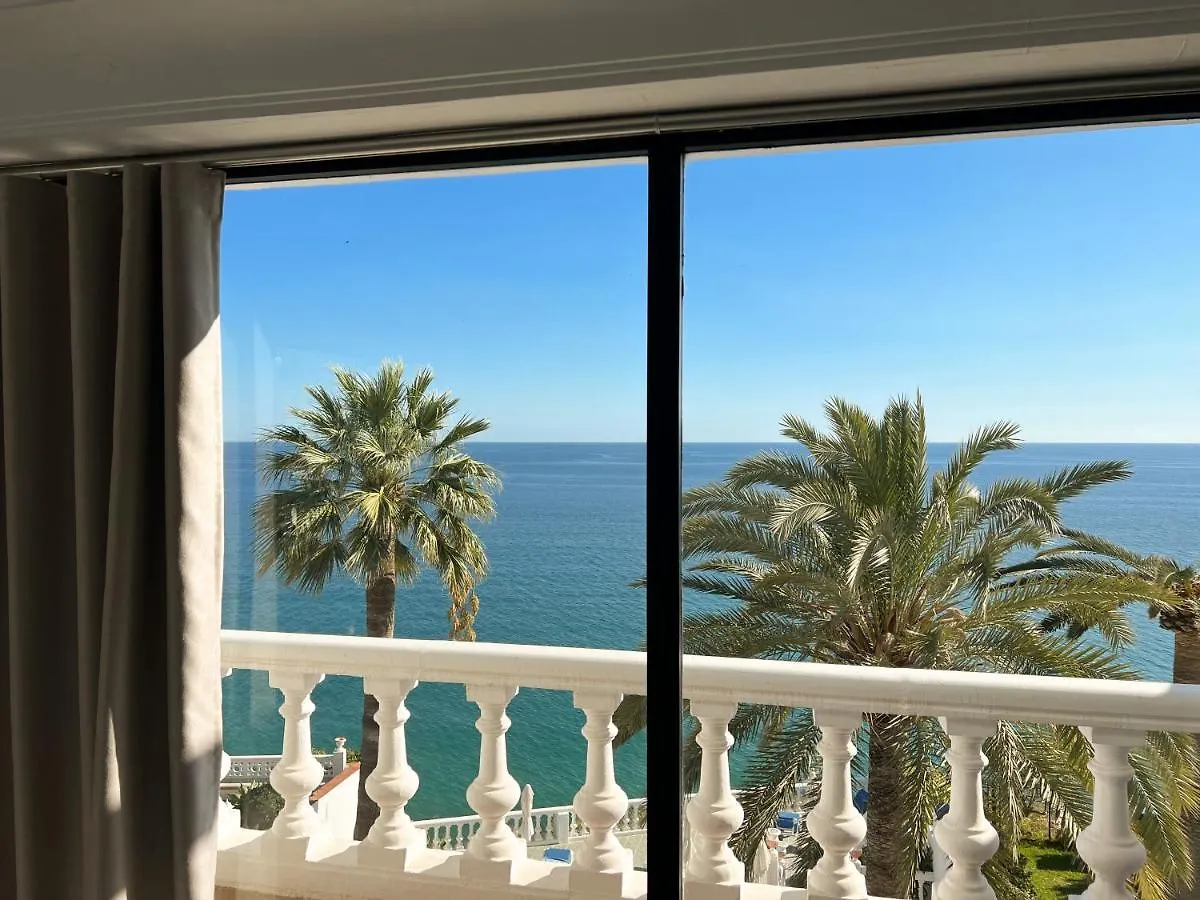 Hotel Paraíso Del Mar Nerja 2*,