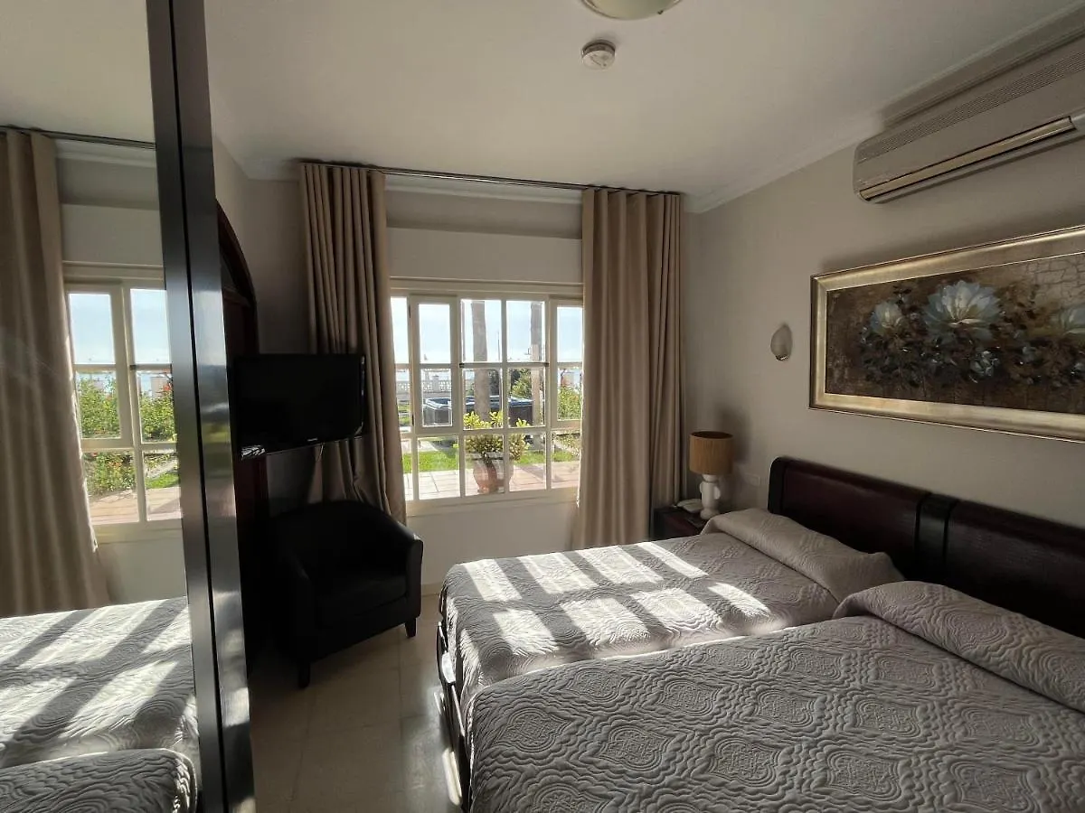 Hotel Paraíso Del Mar Nerja 2*,