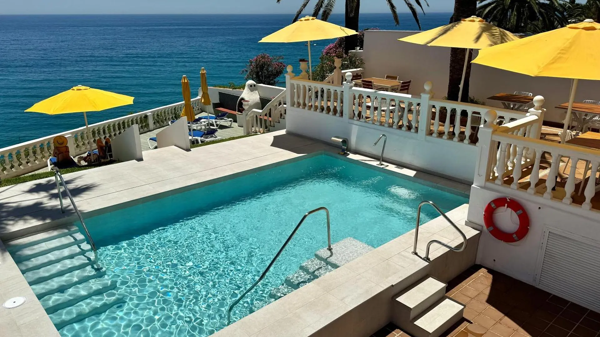 Hotel Paraíso Del Mar Nerja 2*,  Spanje