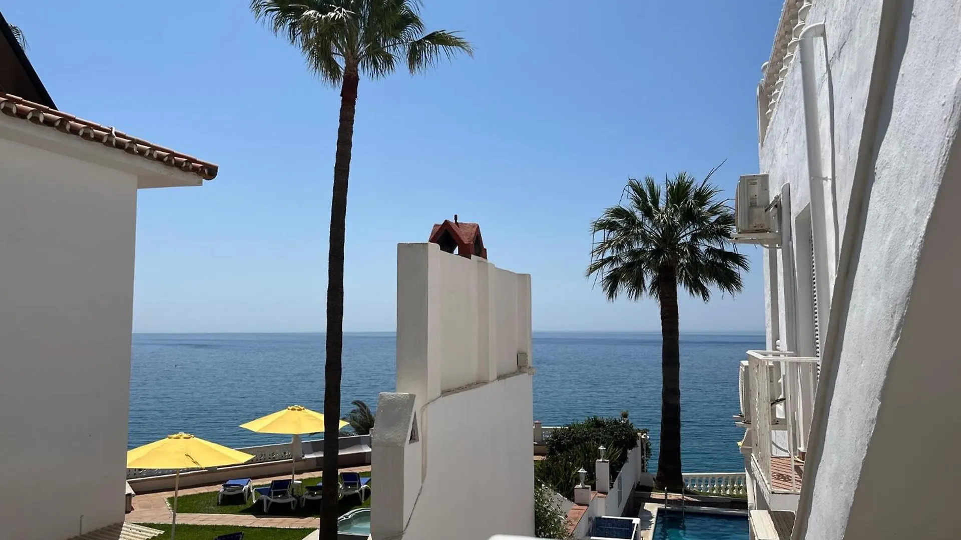 Hotel Paraíso Del Mar Nerja 2*,