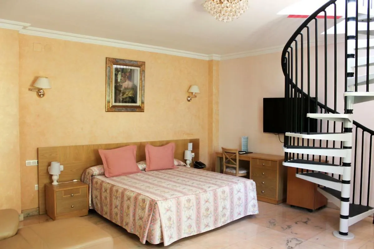Hotel Paraíso Del Mar Nerja Spanje