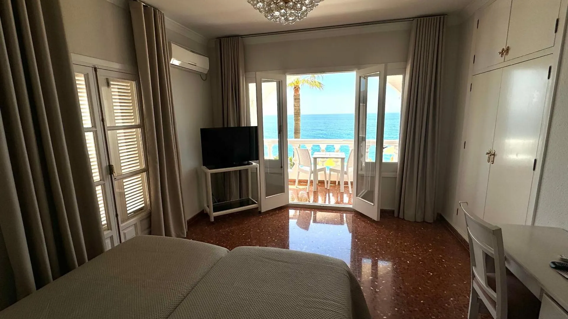נרחה Hotel Paraiso Del Mar 2*,  ספרד